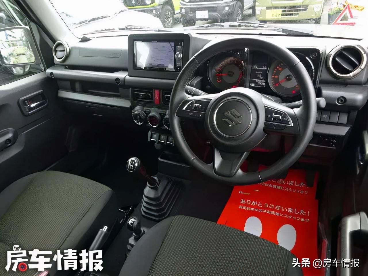 铃木吉姆尼床车来啦！不仅越野性能好，到了野外还能变大床睡觉