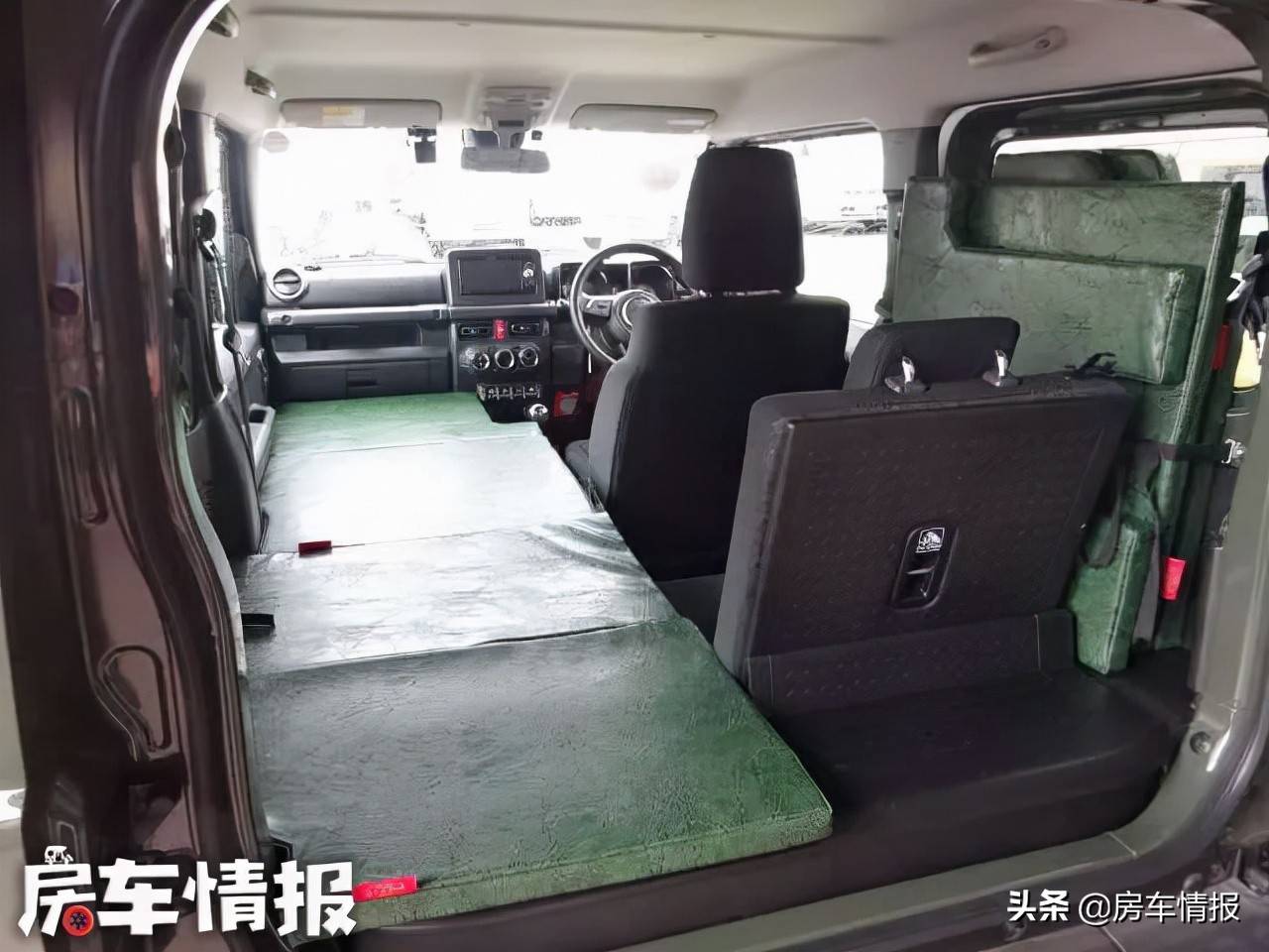 铃木吉姆尼床车来啦！不仅越野性能好，到了野外还能变大床睡觉