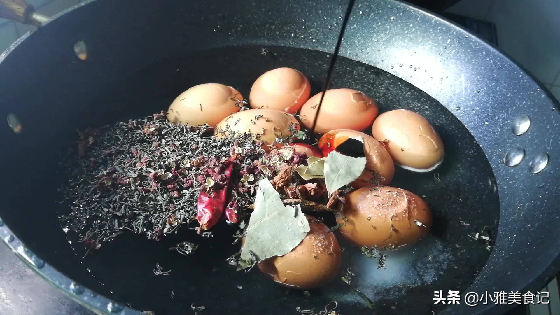 这才是茶叶蛋的正确做法,茶香浓郁,入味可口,学会可以摆摊了