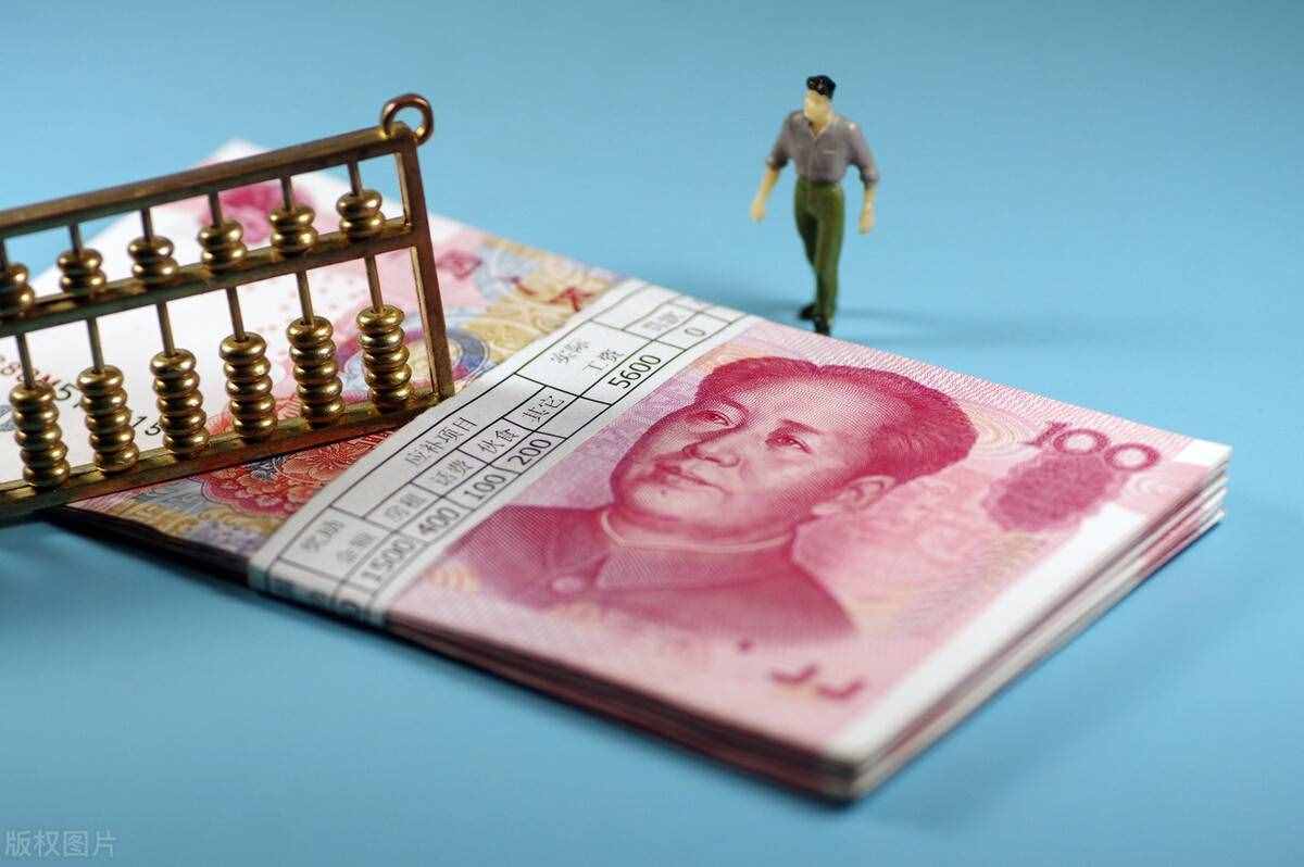 全国最新平均工资出炉，月薪过万是少数，收入水平最高的还是码农