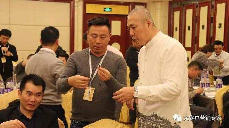「成交高于一切」：在销售时，你如何巧妙利用传真机带来大订单？