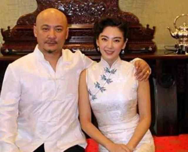 圈内5对热恋的姐弟恋告诉我们：只要有钱有颜，年龄根本不是事儿