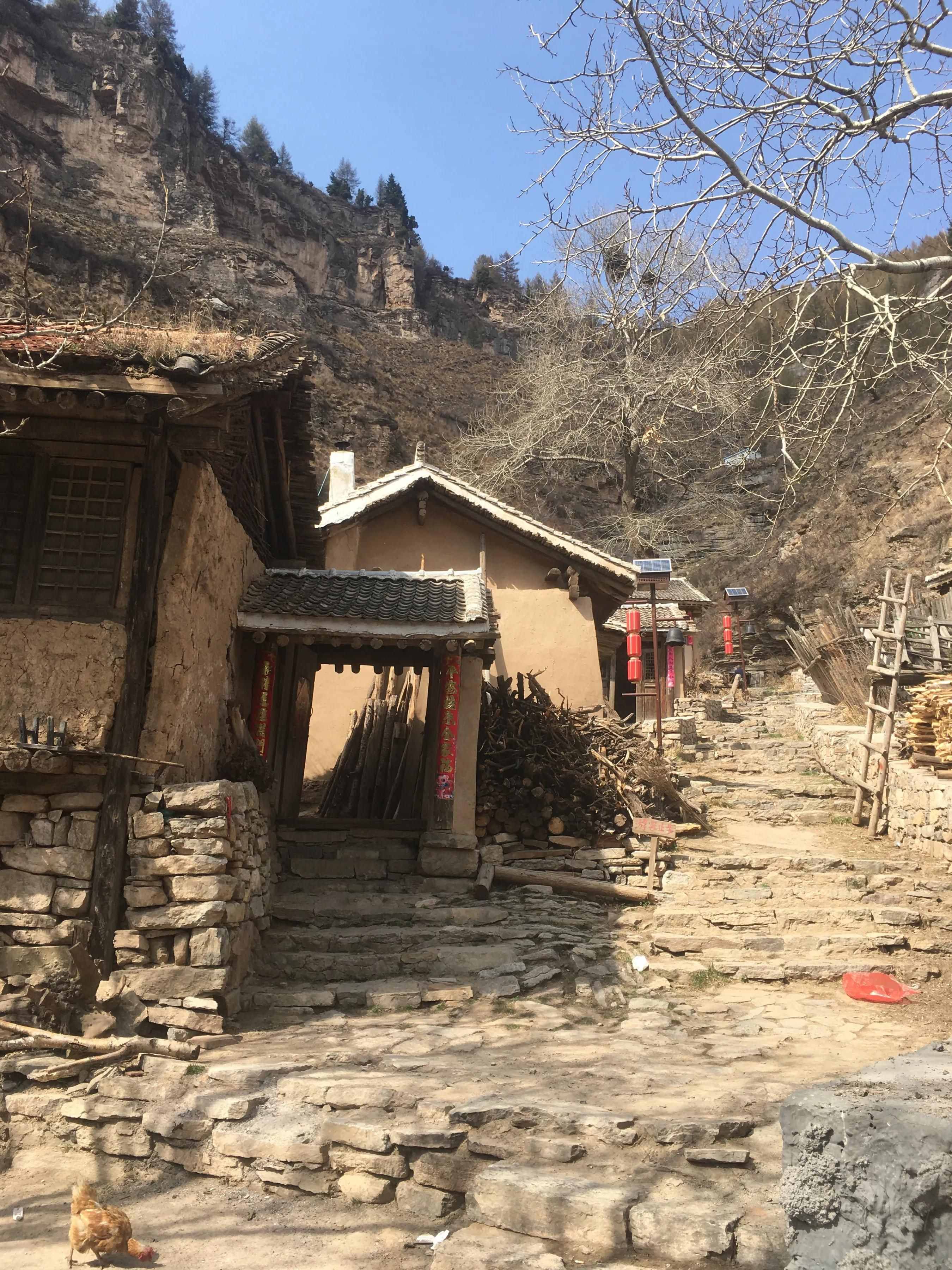 2020年1节“沿黄公路”自驾游，路上探访深山里的悬空村