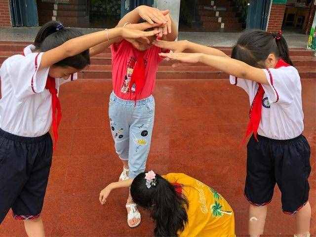 平桥区三小舞蹈校本课程五年级总结