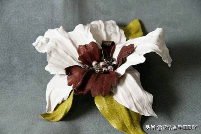 手工DIY：差点扔掉的碎皮子，原来能做成这么多美丽饰品