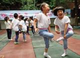 今日更新幼儿教师寄语（精选的幼儿园班主任教师寄语）