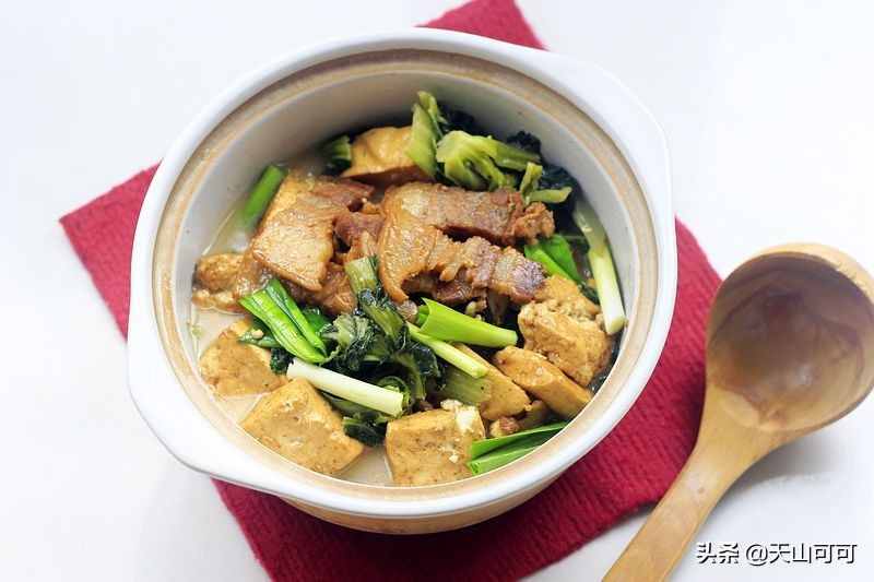 春天腊肉怎么做好吃？炒还是煮，看我做的，香味不减一锅都不够吃