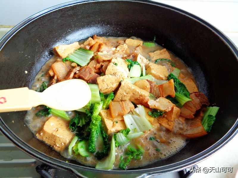 春天腊肉怎么做好吃？炒还是煮，看我做的，香味不减一锅都不够吃