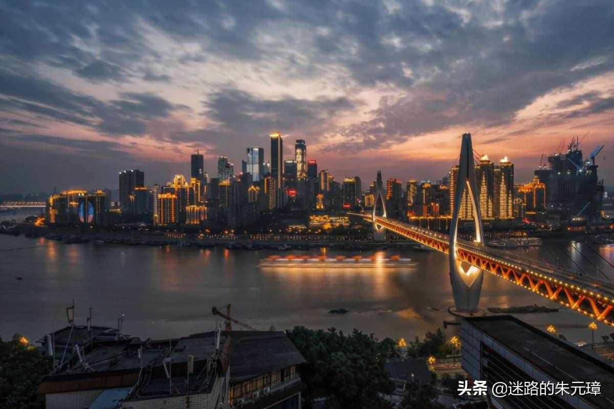 重庆斥16亿打造的乐园，风景不输迪士尼，改造长达七年仍未完工