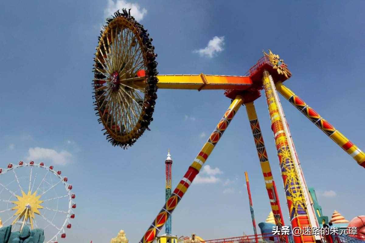 重庆斥16亿打造的乐园，风景不输迪士尼，改造长达七年仍未完工