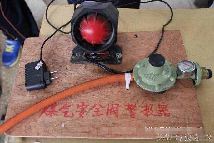 小学生们的科技小发明，一个比一个牛！爸妈这次开心的笑了！