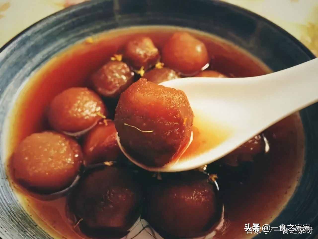 苏州美食知多少？来到苏州不得不吃的美味小吃，没吃过就可惜了