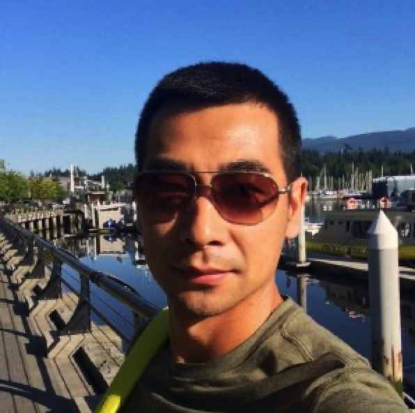 只需4步，教你如何打造一款属于自己的帅气发型！附详细解说