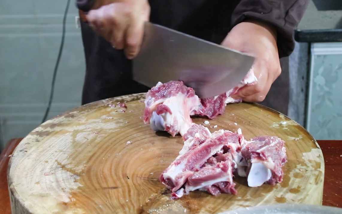 河蚌很多人不会做？教你好吃的家常做法，肉不老也不腥，营养美味