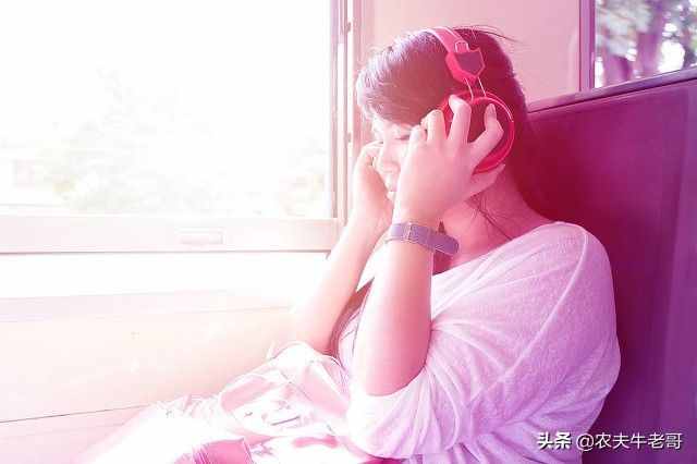 那些年我经历过的女人：第十章，火车卧铺车厢里的艳遇