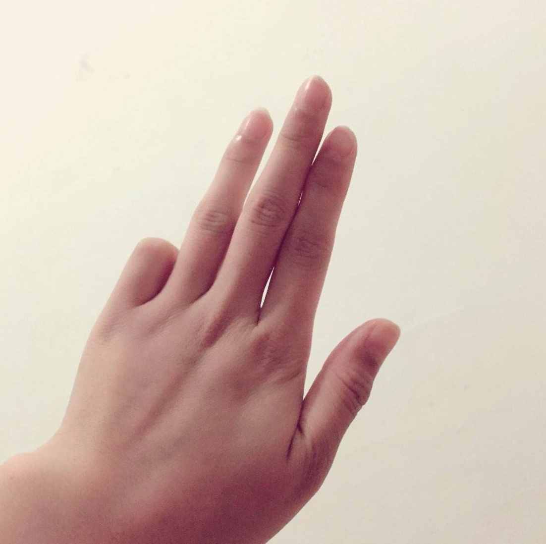 小拇指短代表什么？