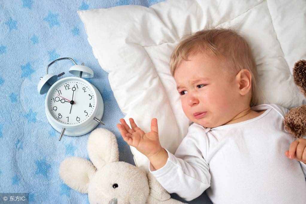 哄宝宝睡觉用这几个小技巧，妈妈哄睡不再累