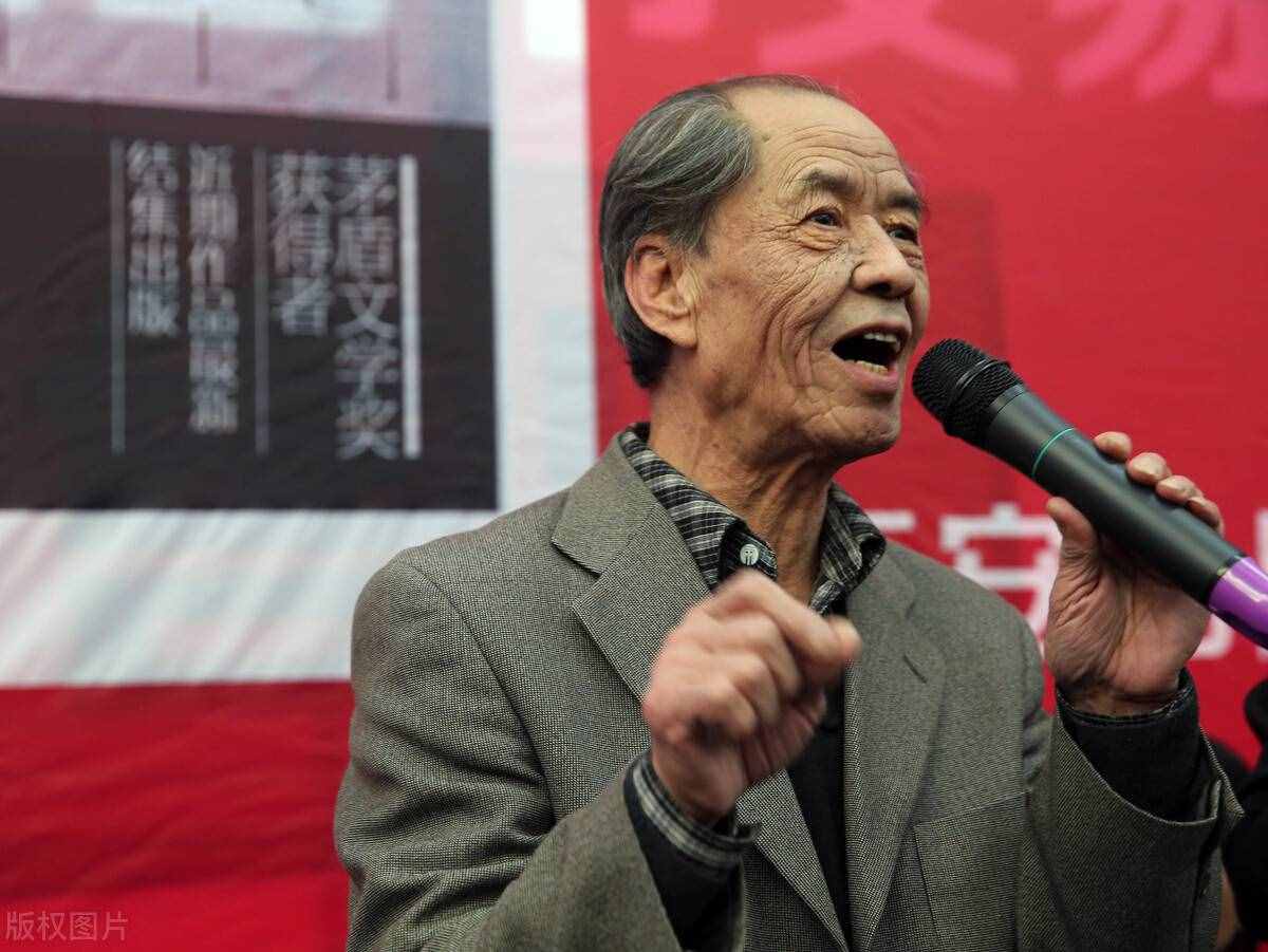 陈忠实获奖的10部作品，《白鹿原》获得茅盾文学奖在内的3项大奖