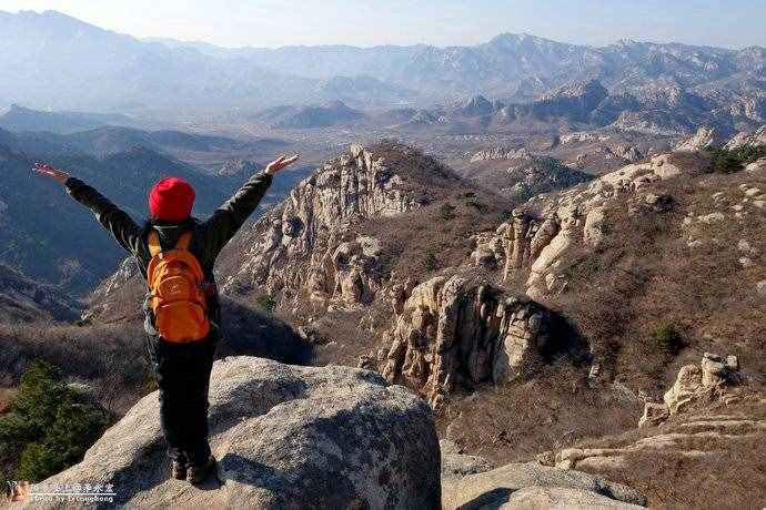 医巫闾山：独占鳌头赏群峰竞秀