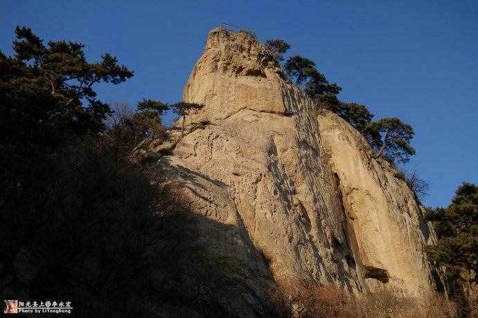 医巫闾山：独占鳌头赏群峰竞秀