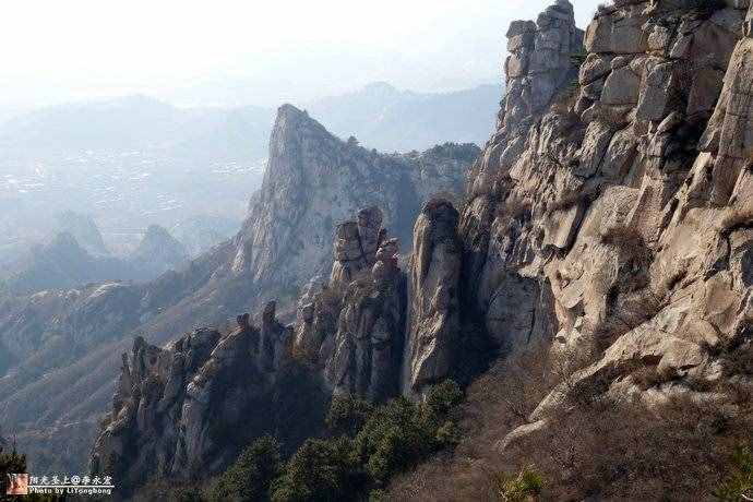 医巫闾山：独占鳌头赏群峰竞秀