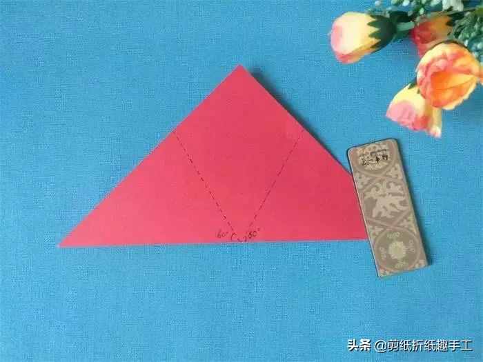 初学者拿来练手的窗花剪纸教程，分步骤图解很详细