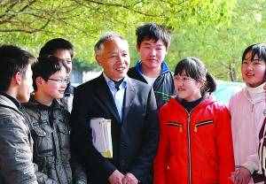 华中师大杰出校友、“大别山师魂”汪金权红烛燃尽