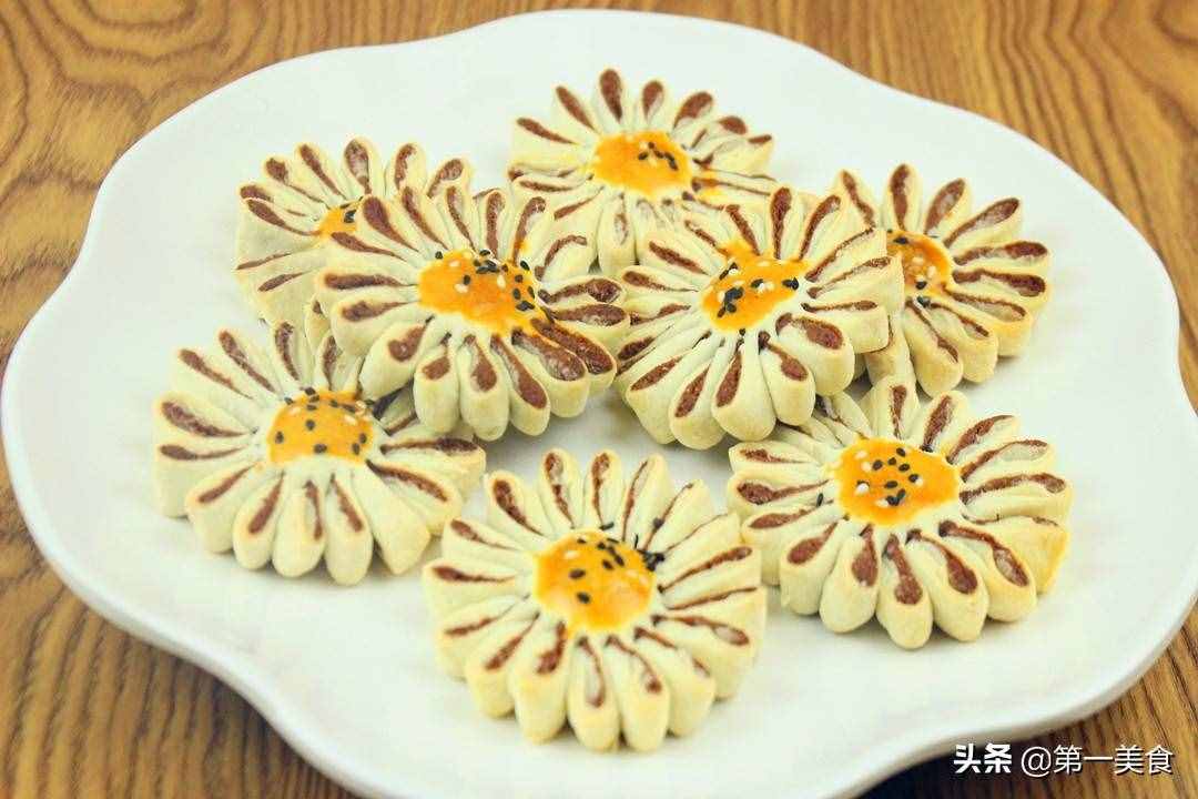 一碗面粉，俩鸡蛋，教你在家做高端面点，个个酥软直掉渣