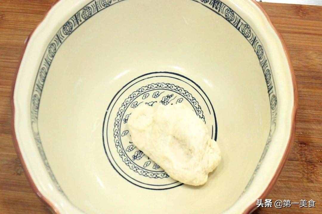 一碗面粉，俩鸡蛋，教你在家做高端面点，个个酥软直掉渣