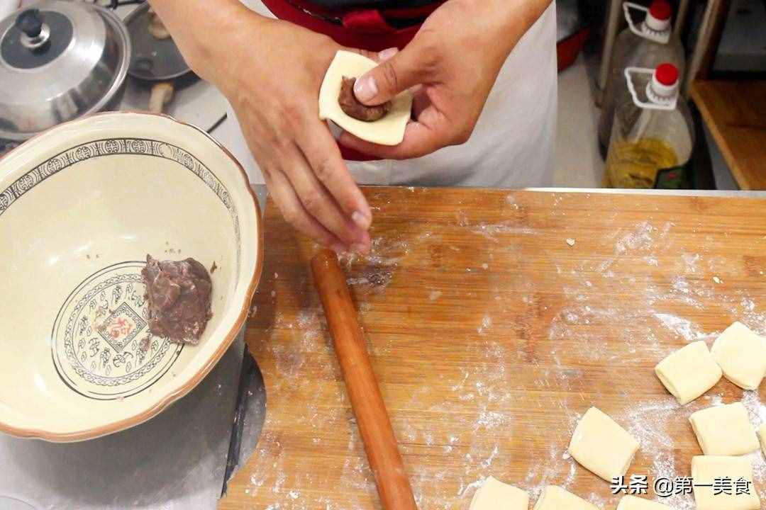 一碗面粉，俩鸡蛋，教你在家做高端面点，个个酥软直掉渣