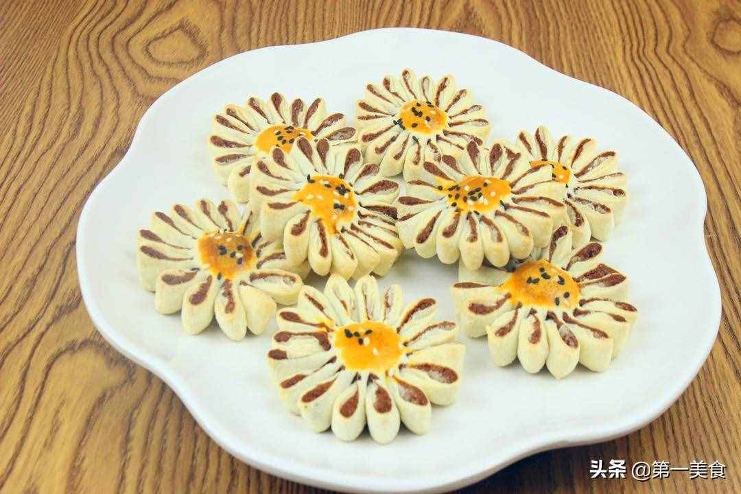 一碗面粉，俩鸡蛋，教你在家做高端面点，个个酥软直掉渣