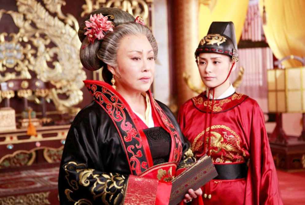 一代才女上官婉儿，为什么死在唐玄宗手上？李隆基：我受不了她了