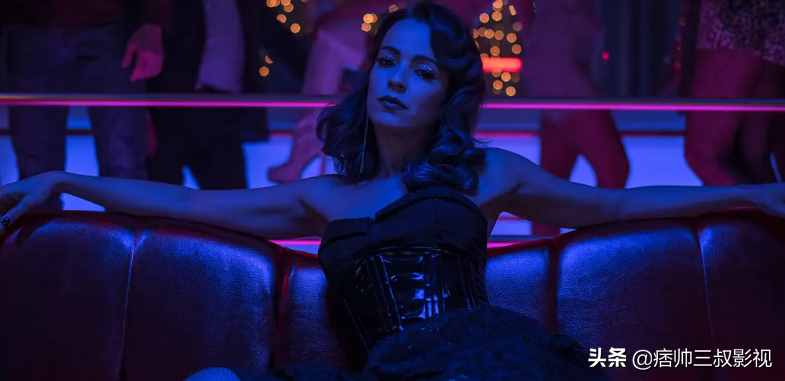 Netflix的HBO风格新剧，三个女孩的末路狂花