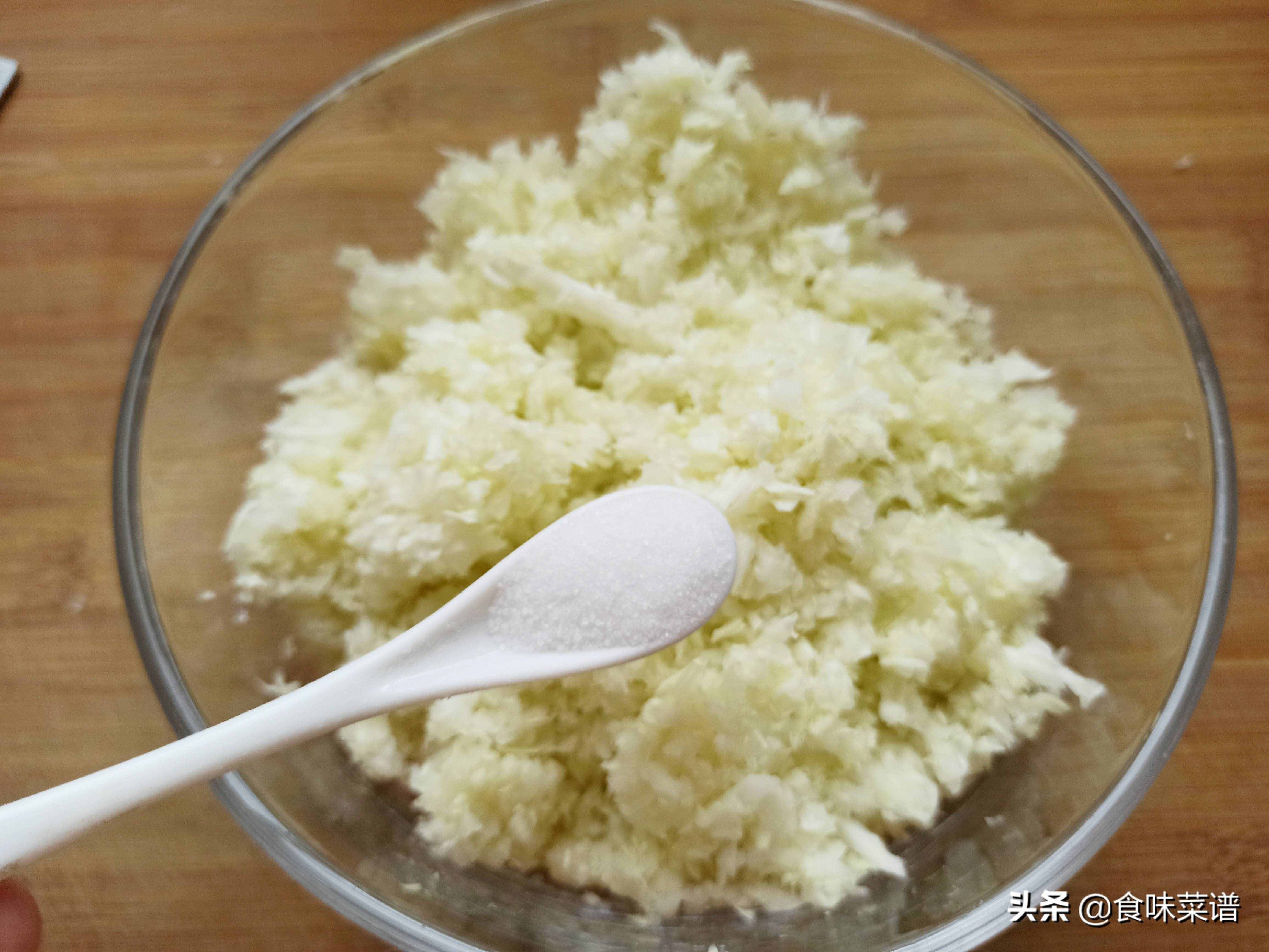 头伏到吃饺子，教你5种素馅饺子的调法，鲜嫩营养多汁，好吃入味