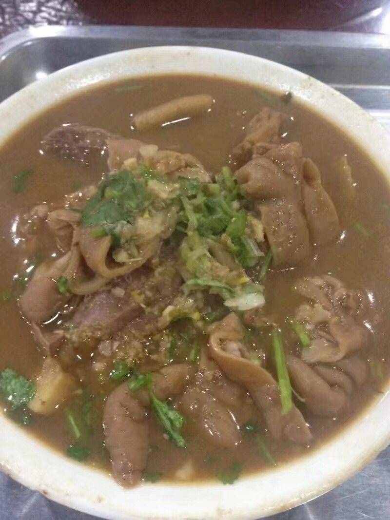 还记得当年北京“老炮儿”开的那家凯琳卤煮吗？你被怼过没？