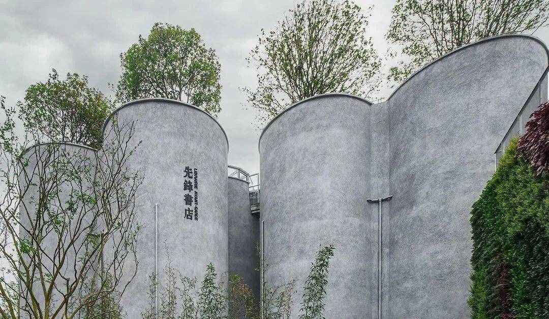 盘点那些建在特殊建筑里的书店