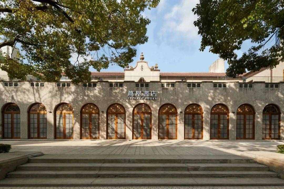 盘点那些建在特殊建筑里的书店
