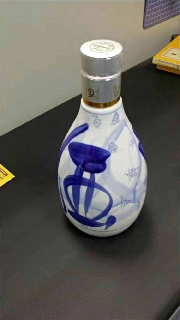 中国白酒排名新鲜出炉，最后出乎意料，茅台竟无缘中国白酒榜首