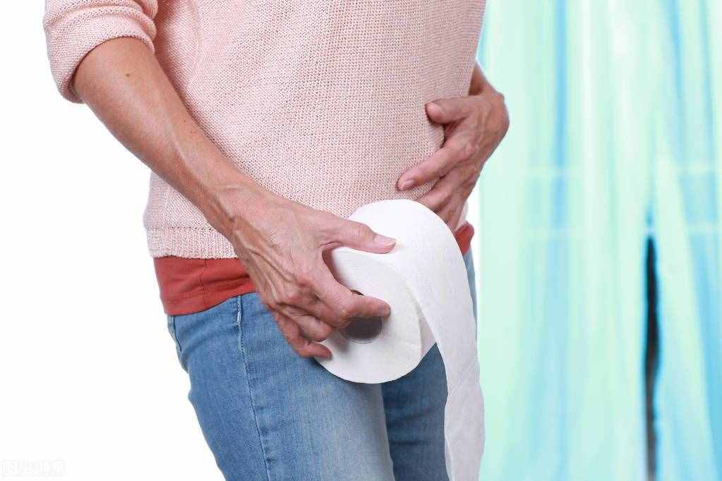 腹泻不要立即止泻？腹泻的3个治疗方法，安全止泻恢复健康