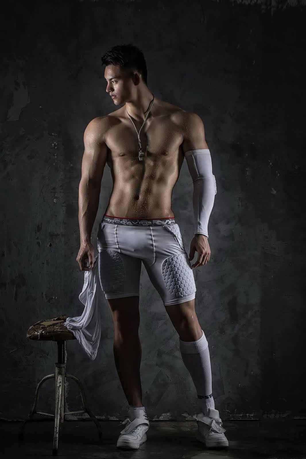 谢梓秋男体艺术大赏——运动男孩