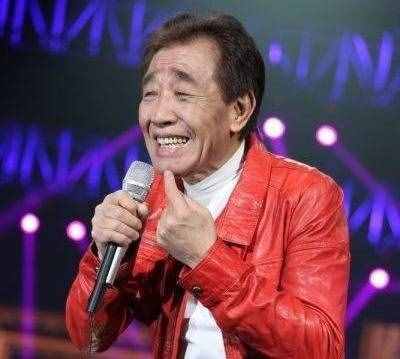 76岁男星患病暴瘦！独宠小33岁娇妻22年，自曝已为她买好房子