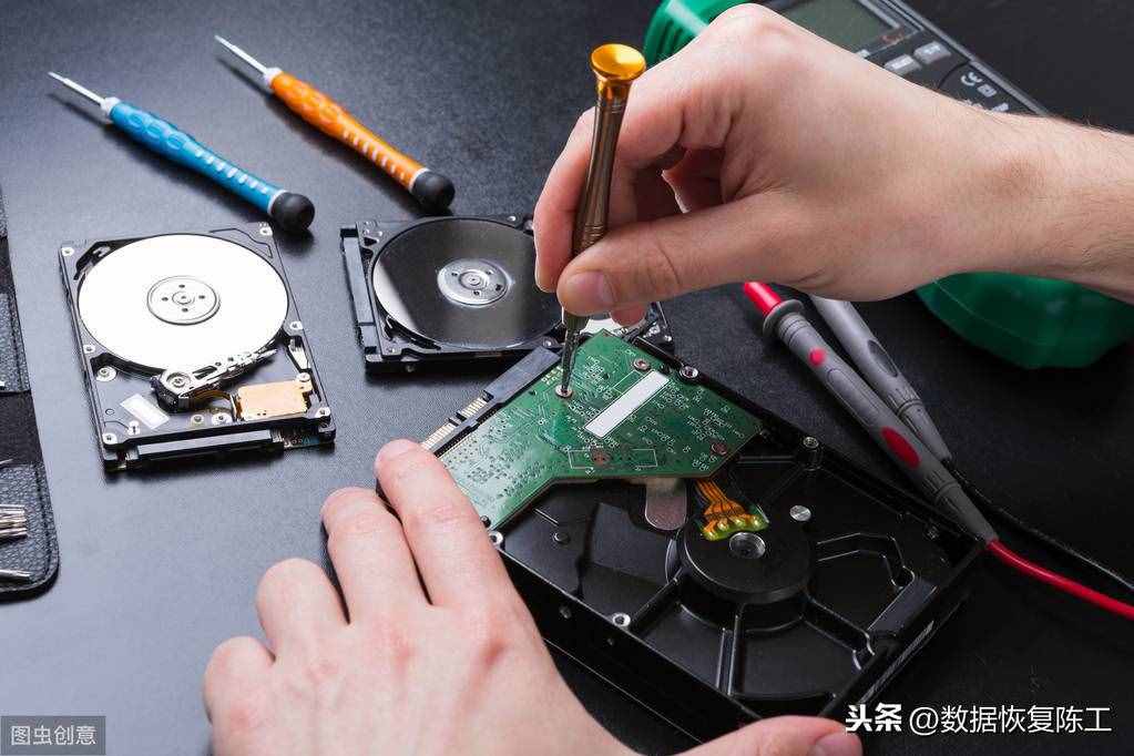 硬盘或移动硬盘认不到时，应该怎样进行故障的检测才正确
