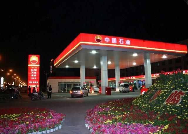 摩托车究竟是加95号油还是92号油，你加对了么？