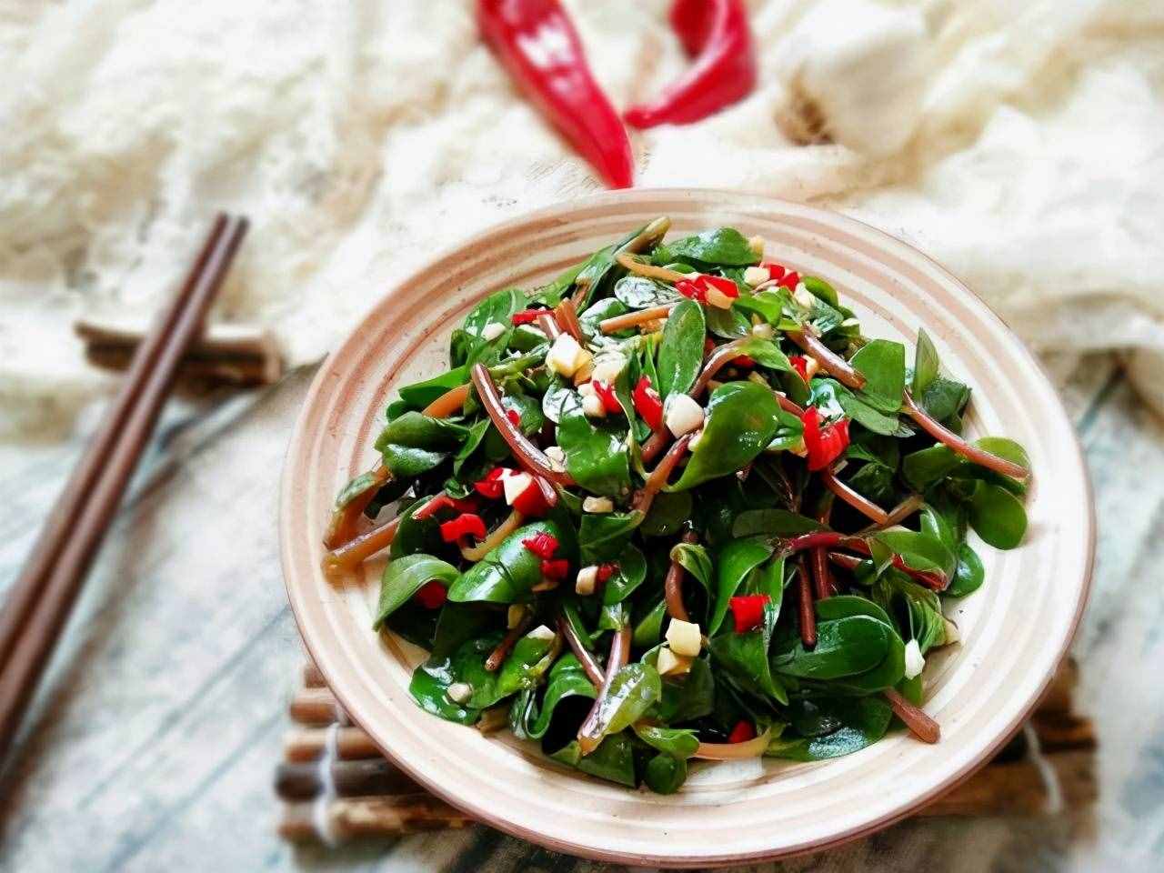 遇见湿疹不要怕 路边野菜小偏方