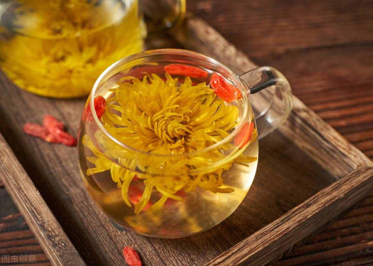 喝菊花茶不要直接泡，告诉你正确泡法