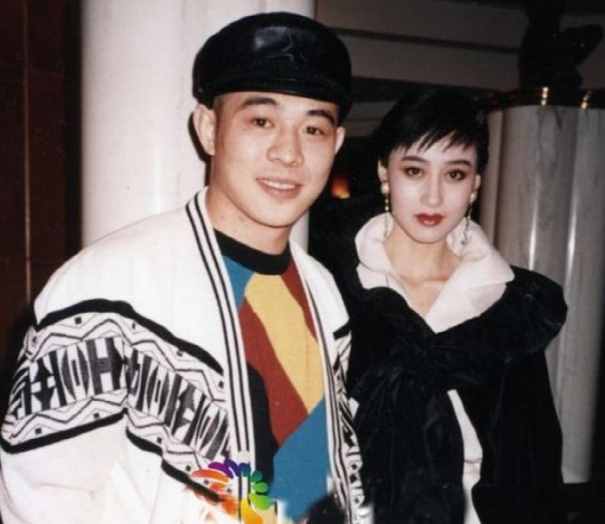 李连杰的红颜知己,是无数人心中女神,48岁依旧未婚,她在等谁?