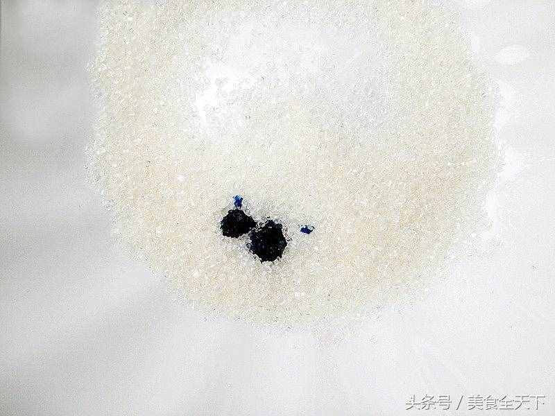 蓝色妖姬翻糖蛋糕，制作就是这么简单！