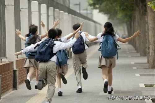 熄灭一盏灯，亮起一盏灯，漫谈管理学生的艺术
