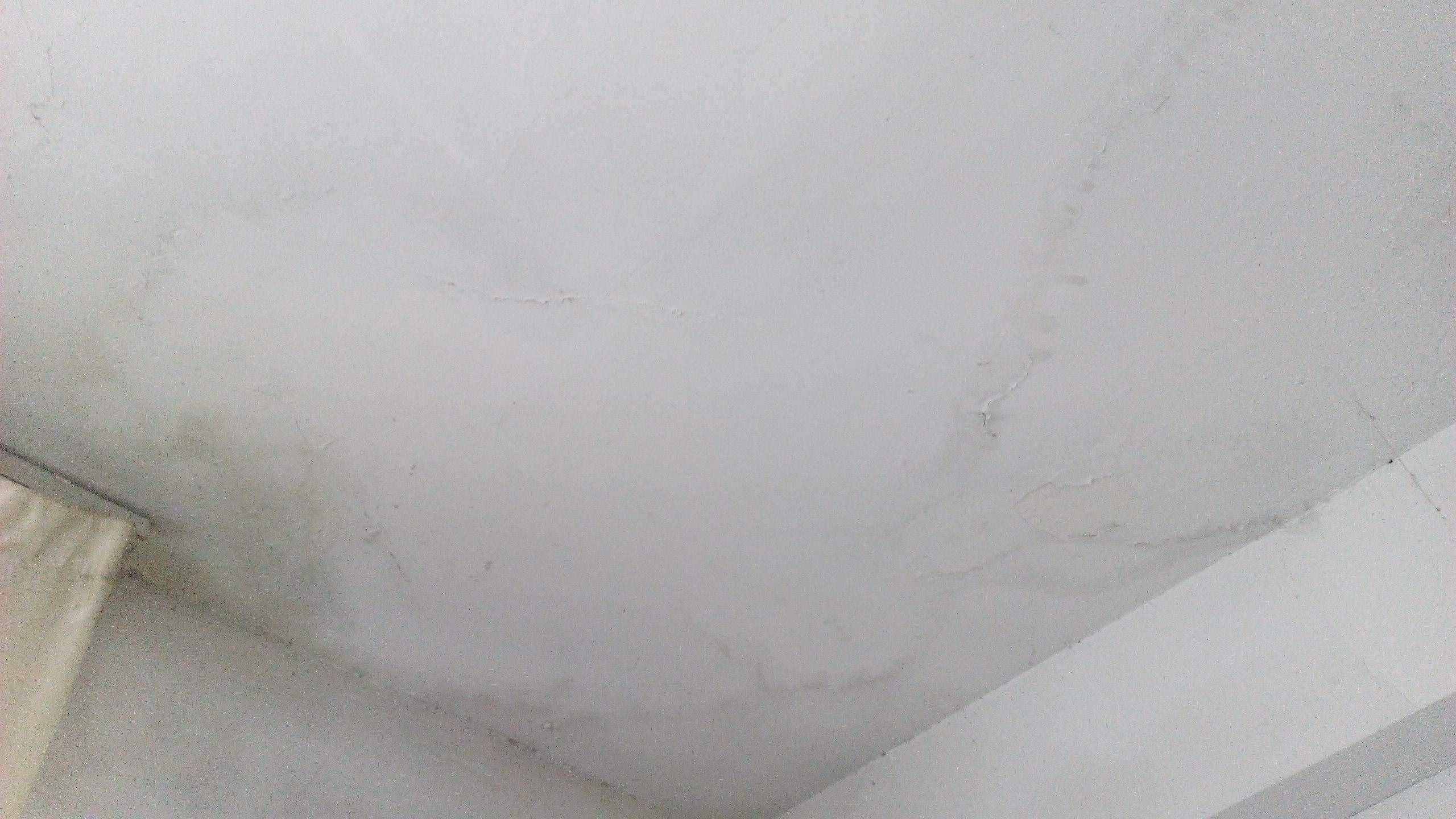 想买顶楼又怕漏水？先看看漏水后的解决办法能不能让你接受吧