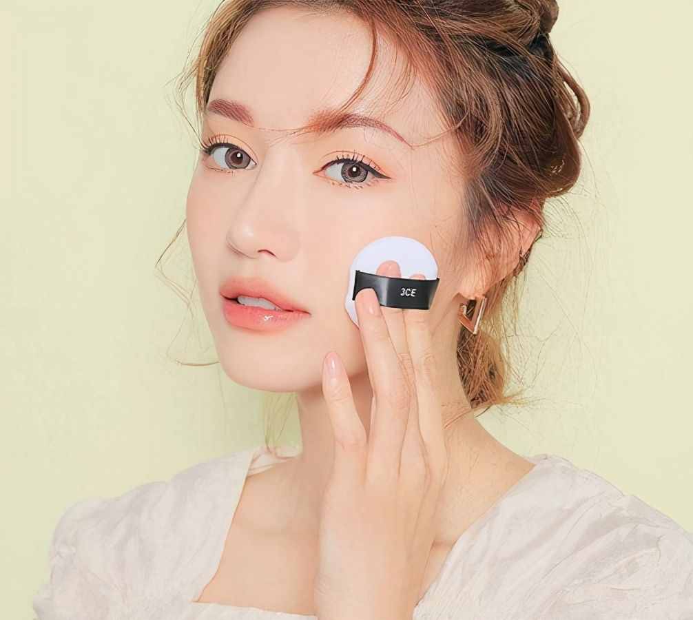 3种蜜粉正确使用法！珠光型乱用小心定妆不成反变猪刚鬣